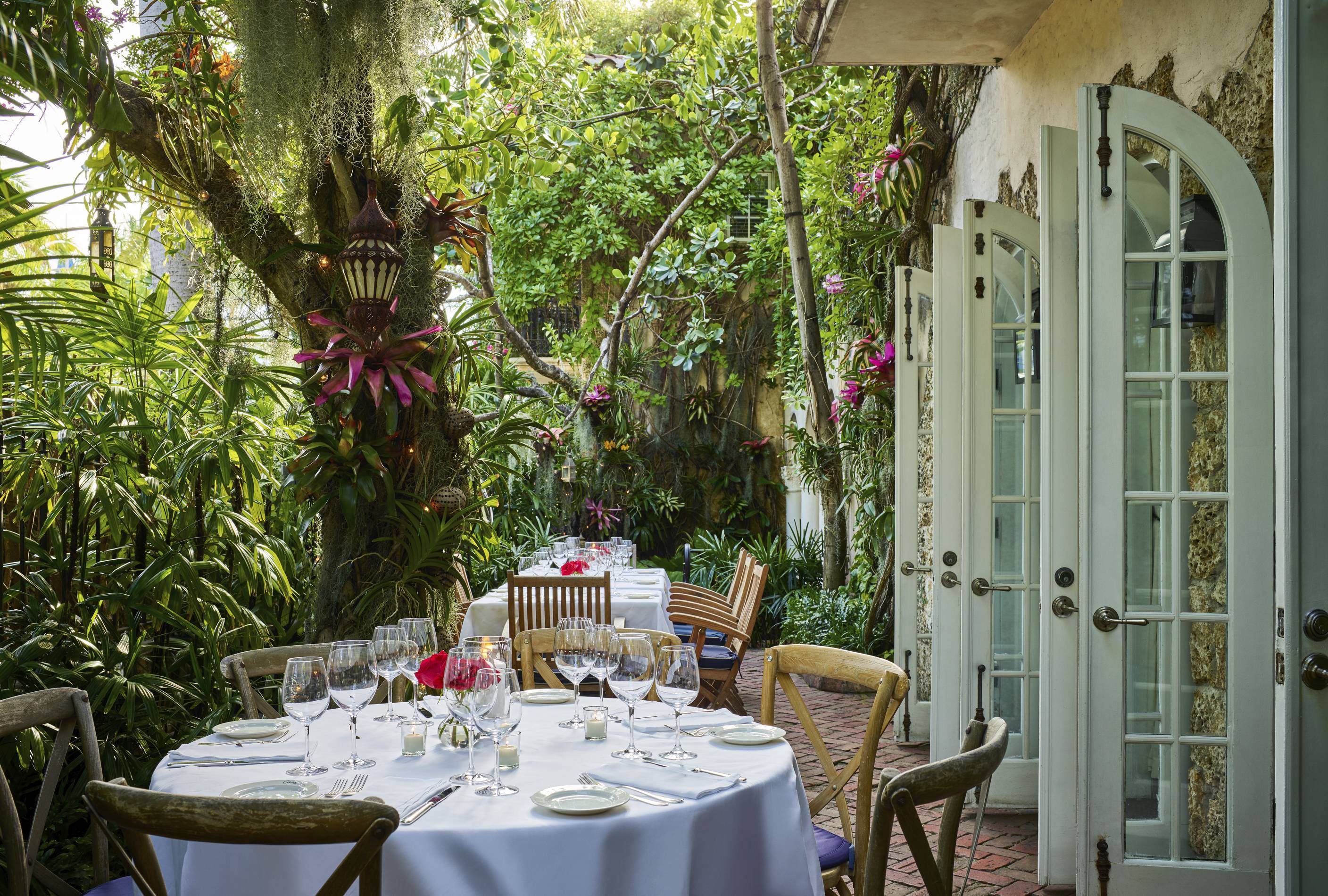7 Miami Restaurants For Fine-Dining And People-Watching