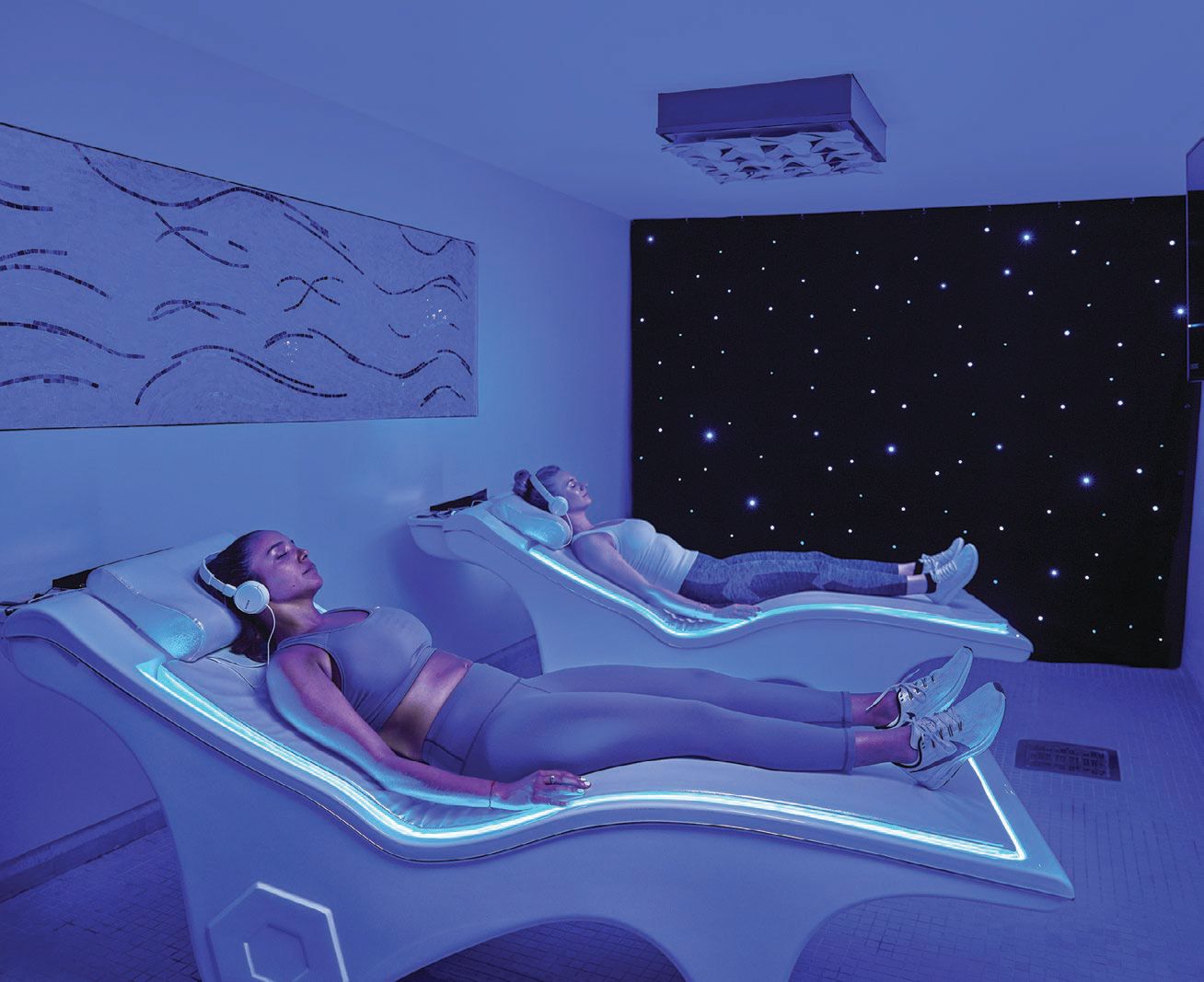 Guests experiencing VEMI (vibroacoustic electromagnetic therapy treatment) PHOTO COURTESY OF CARILLON MIAMI WELLNESS RESORT