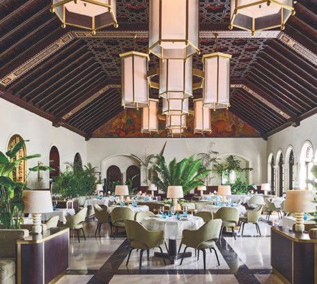 Lido’s stunningly classic dining room at The Surf Club. PHOTO COURTESY OF FOUR SEASONS HOTEL AT THE SURF CLUB