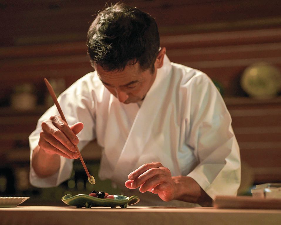 Chef Okawara preparing sushi PHOTO BY RUBEN CABRERA PHOTOGRAPHY