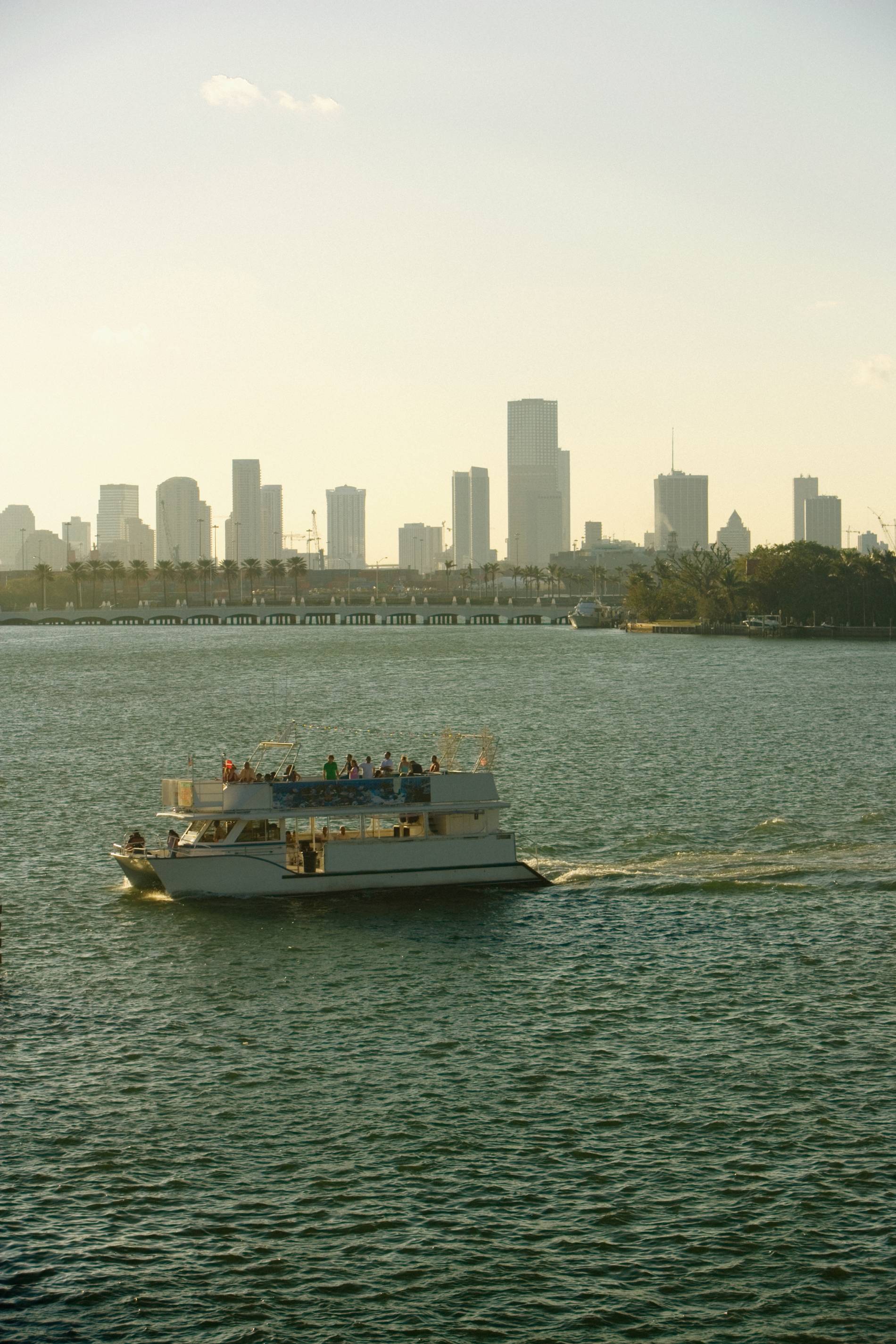 miami-boat-tours-GettyImages-74867758.jpg